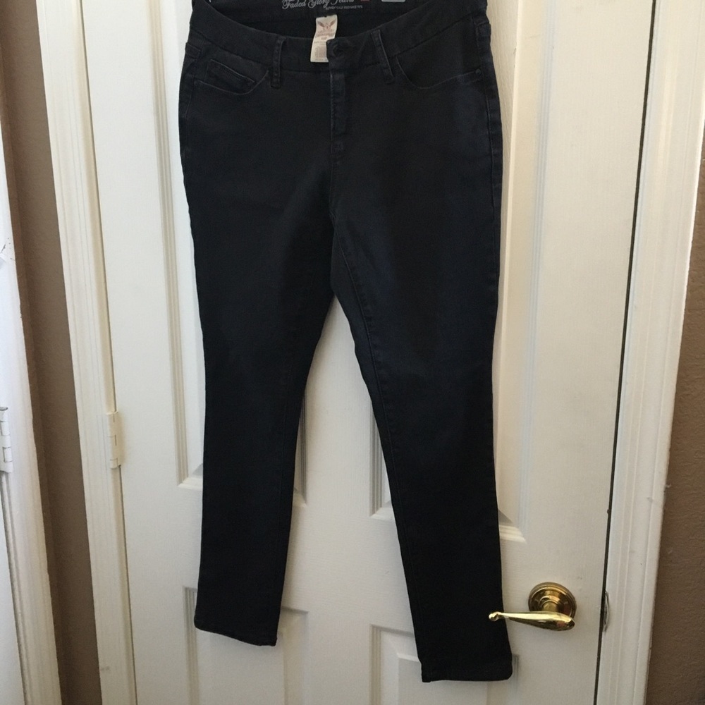 FINAL MARKDOWN LADIES faded glory jeggings 10p